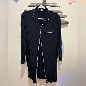 Old Navy Women's Black Shirt Jacket with White Piping